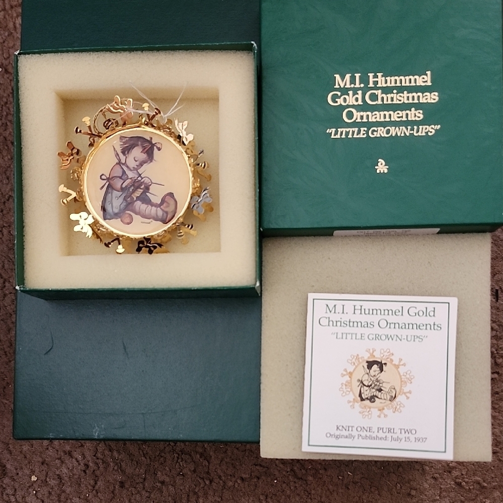 M.I. Hummel Little Grown-Ups Christmas Ornament Knit One Purl Two w/box & insert